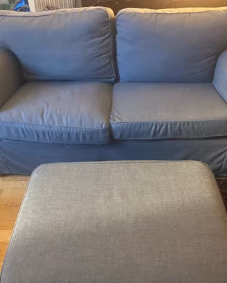Divano 3 posti IKEA EKTORP grigio con Pouf