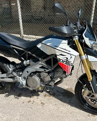 Aprilia Dorsoduro 750 + Akrapovic