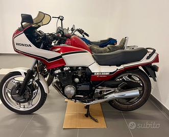 Honda cbx 550 f