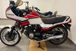 Honda cbx 550 f