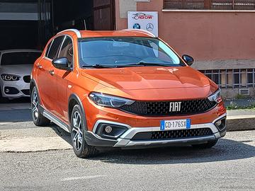 FIAT Tipo 1.0 5 porte Cross