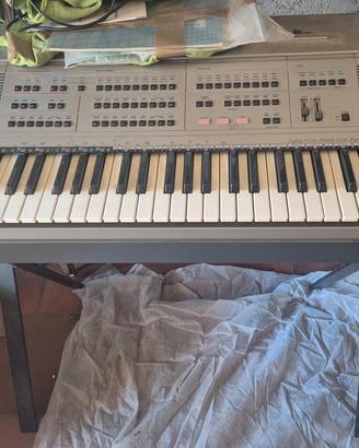 Pianola Bontempi HP 575 vintage tastiera elett.. 