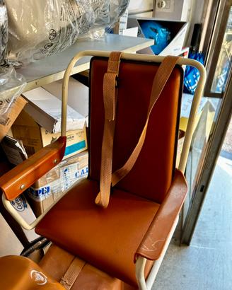 Seggiolino posteriore universale