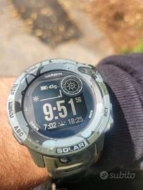 Garmin instinct solar limited camo GPS smartwatch