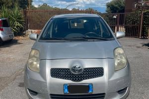 Toyota Yaris 1.0 per neopatentati