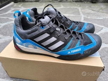 Scarpe da montagna/ avvicinamento Terrex/ adidas