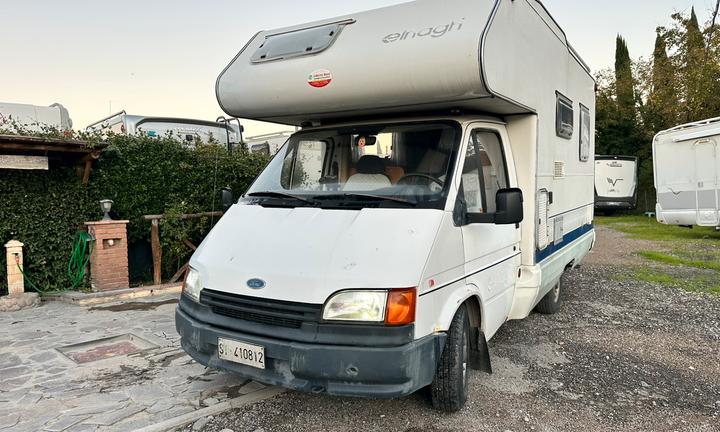 ELNAGH SU FORD TRANSIT 2.5 - solo 5,40mt