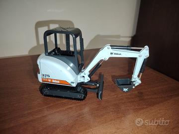 Modellino  statico escavatore Bobcat325 Scala 1/25