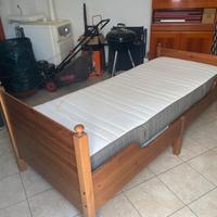 Letto regolabile ikea con materasso
