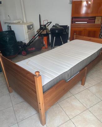Letto regolabile ikea con materasso