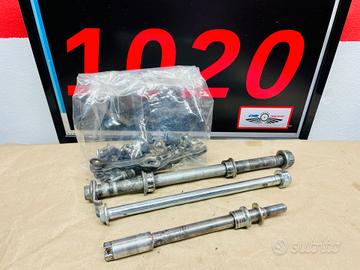 PERNI RUOTA E FORCELLONE DOMINATOR HONDA NX 650 DA