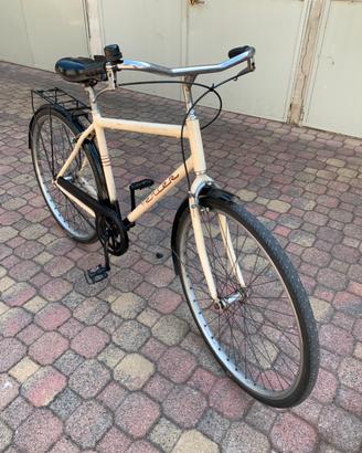 Bicicletta rigenerata misura 28