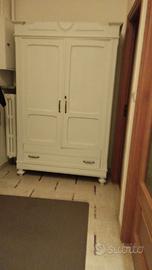 armadio d'epoca restaurato shabby 