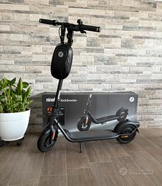 Monopattino Elettrico Ninebot