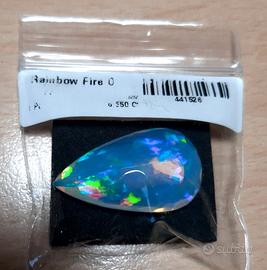 Opale etiope con certificato di autenticità IGI