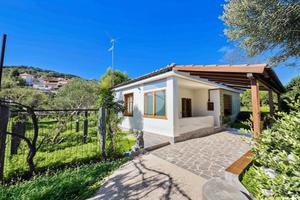 VILLA SINGOLA A SANTA MARINA