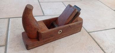 Pialla a mano in legno Vintage 