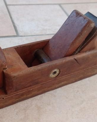 Pialla a mano in legno Vintage 