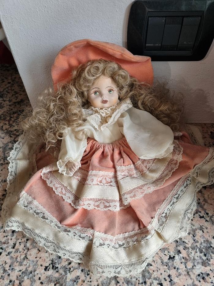 Vestiti per bambole Vendita in Collezionismo