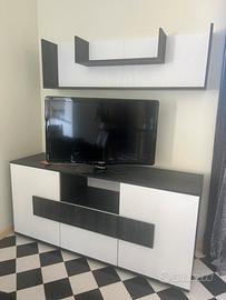 Mobile per salotto o camera piu due mensole