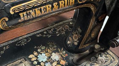 Vecchia macchina da cucire