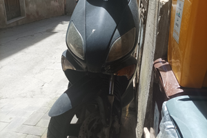 Vendita Scooter Yamaha maxster 152cc