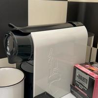 Macchinetta caffè Bialetti con scatolo