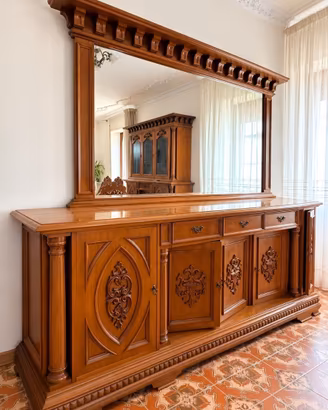 Credenza classica con specchiera TRATTABILE