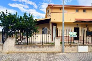 BIFAMILIARE A BOTRICELLO