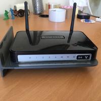 NETGEAR Wireless Adsl 2+ Modem Router DGN 2200v3
