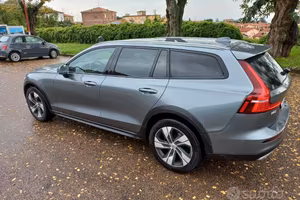 Volvo V60 Cross Country D4 AWD Business Plus