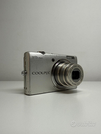 Nikon Coolpix S570 – Fotocamera digitale compatta