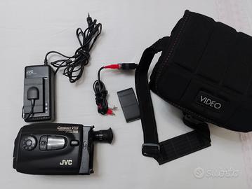 JVC 
GR-AX350

VH telecamera 