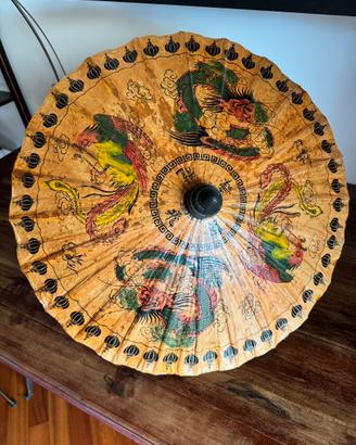 Antico ombrellino originale thailandese giapponese