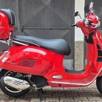 Piaggio Vespa GTS Super 125 - 2023