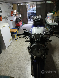 Suzuki SV 650cc anno 2000