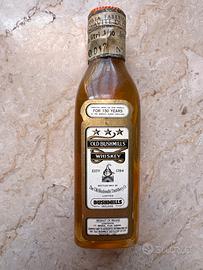 Miniatura Old Bushmills whiskey