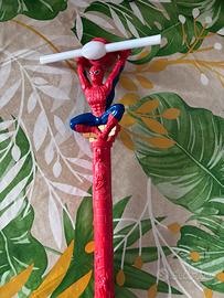 Lotto giocattoli: Spider-Man, camion e altro