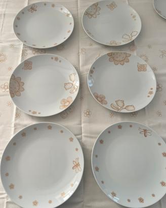 12 piatti THUN COLLEZIONE CONAD  6 PIANI 6 DESSERT