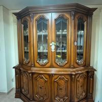 Vetrina/cristalliera in stile classico barocco