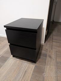 Comodino Ikea Malm nero