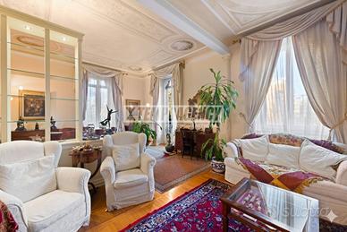 ELEGANTE TRILOCALE NUDA PROPRIETÀ
