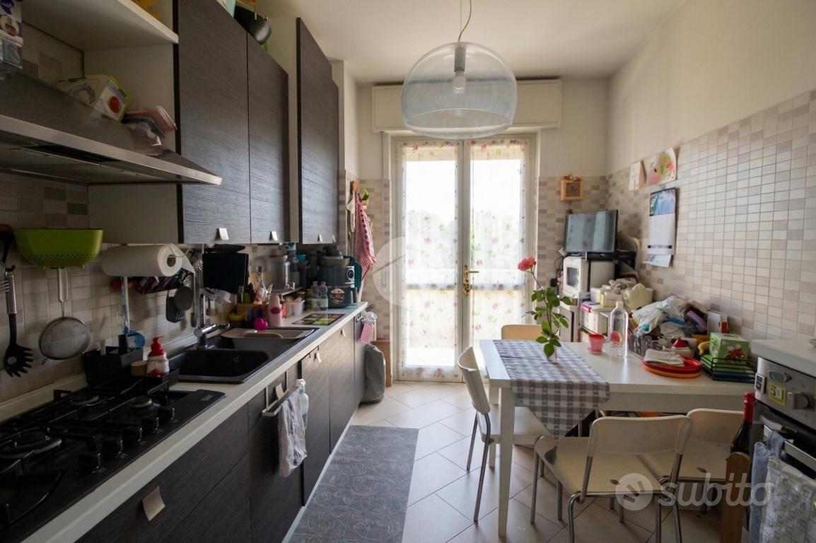 Apartment in Magenta, Ponte Vecchio - Altro
