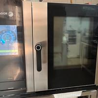 Forno elettrico ventilato a vapore con boiler