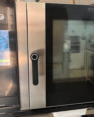 Forno elettrico ventilato a vapore con boiler