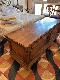 MOBILI ANTIQUARIATO