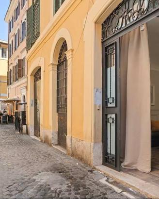 CENTRO STORICO BILOCALE RIFINITO E ARREDATO