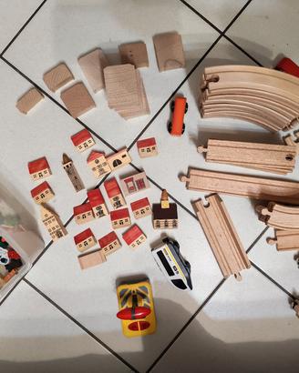 pista per treno in legno