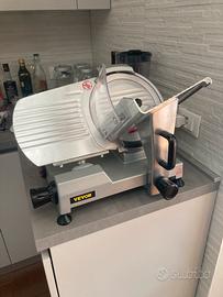 Affettatrice marca Vevor come nuova