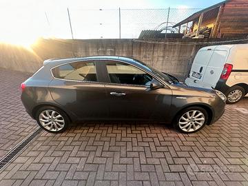 Alfa Romeo Giulietta 1.6 JTDm 105 CV Distinctive 